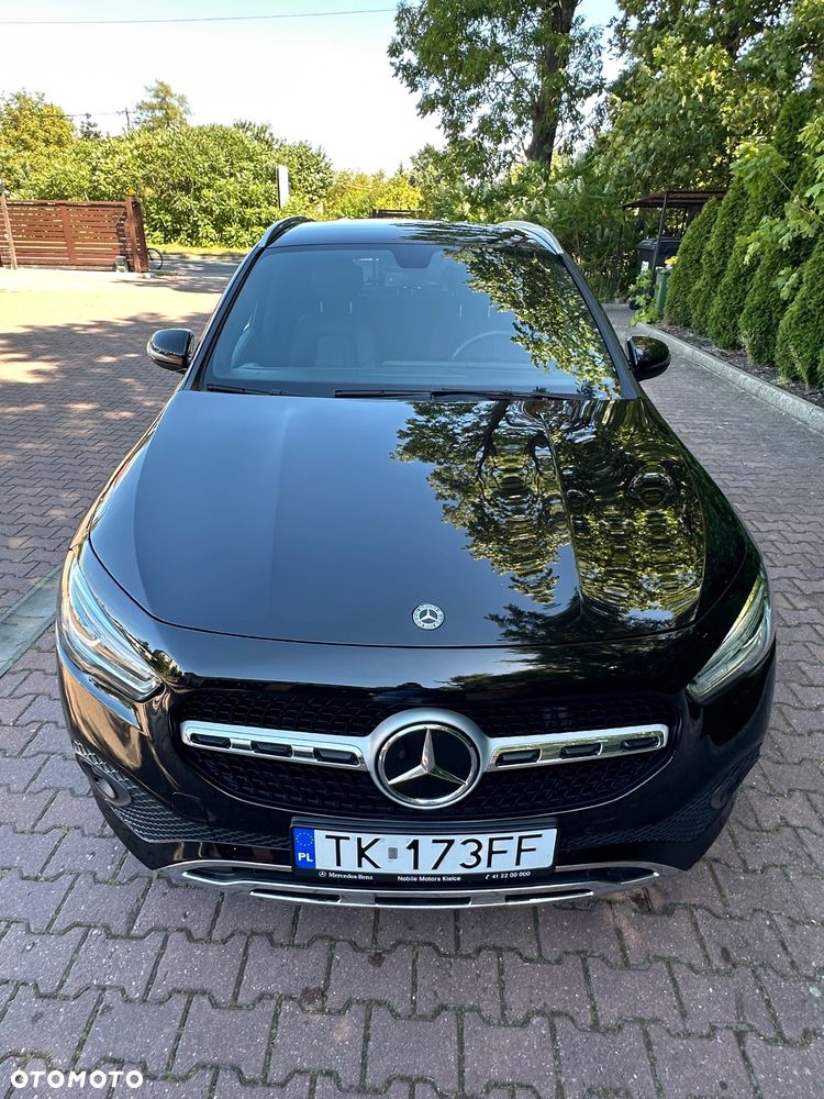 Mercedes-Benz GLA 250 4Matic 8G-DCT - 7