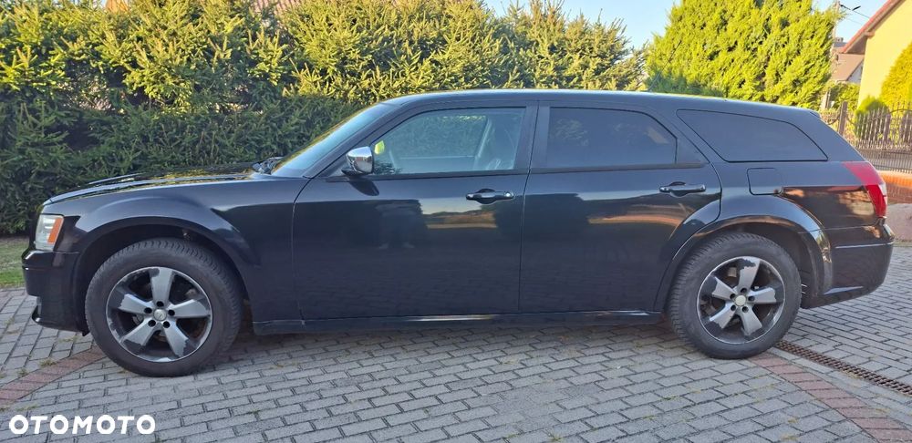 Dodge Magnum 2.7 V6 - 4