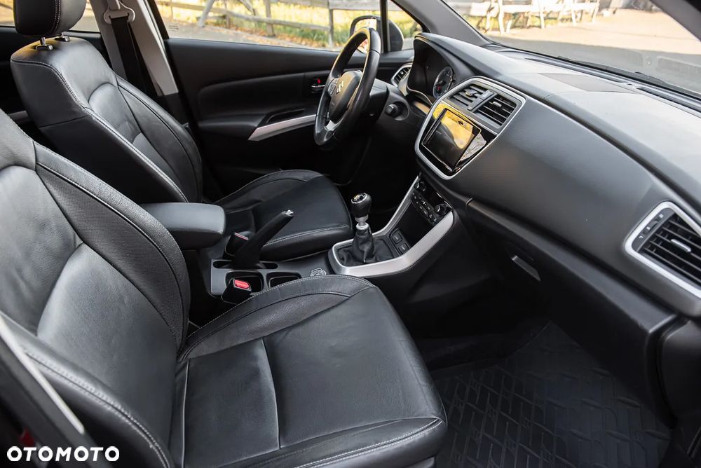 Suzuki SX4 S-Cross 1.6 DDiS Premium Plus 4WD - 30