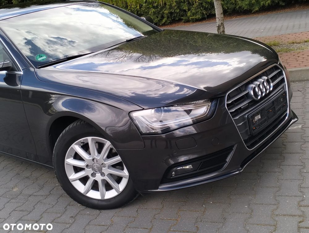 Audi A4 Avant 2.0 TDI DPF quattro Attraction - 1