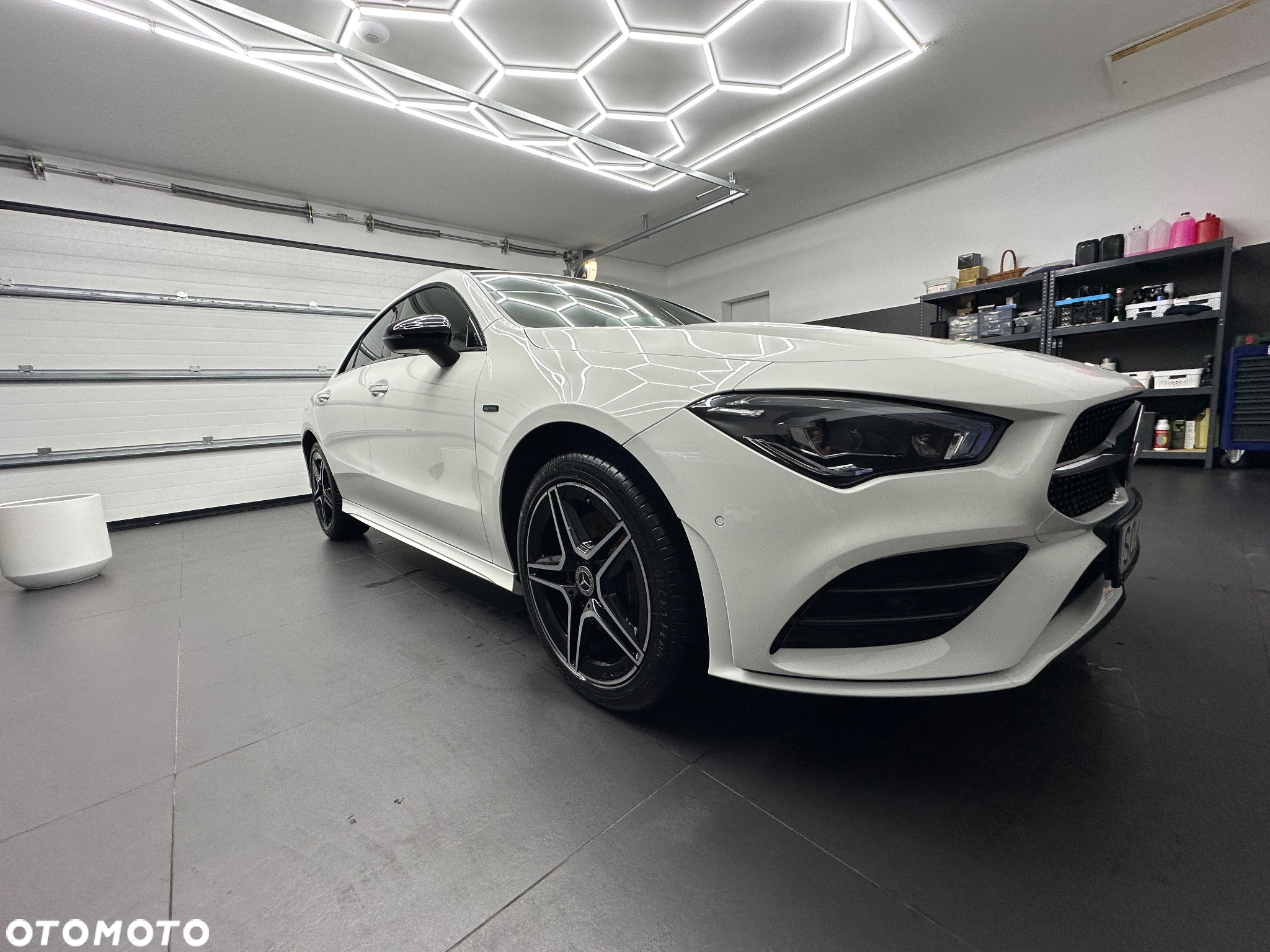 Mercedes-Benz CLA - 18