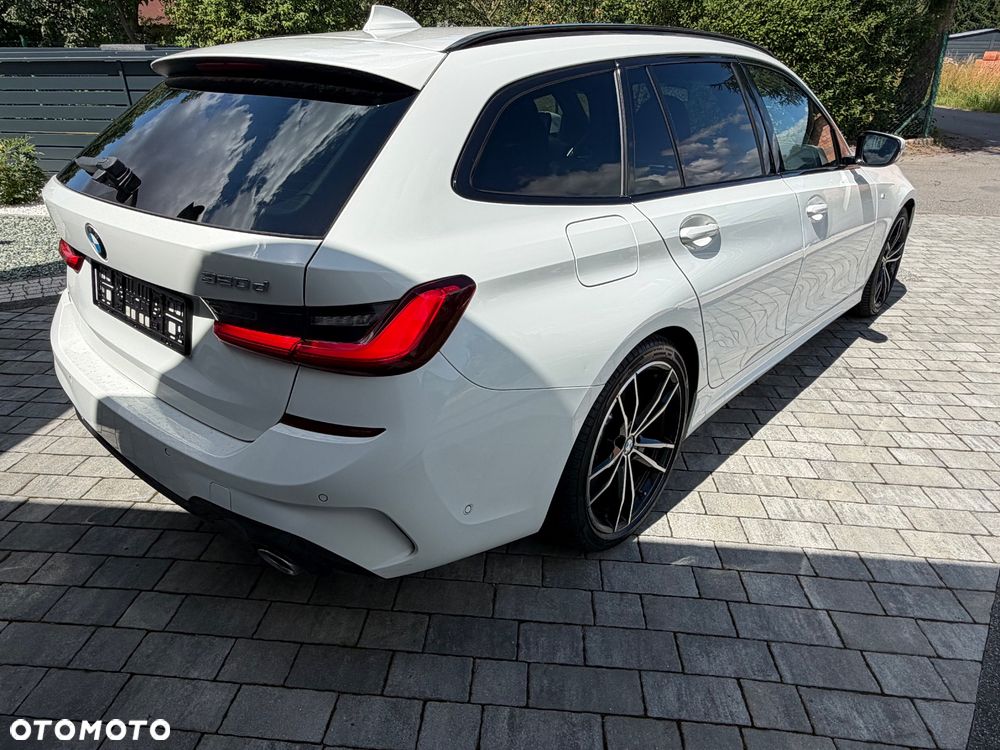 BMW Seria 3 320d M Sport Shadow - 5