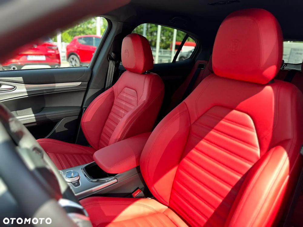 Alfa Romeo Stelvio 2.0 Turbo Veloce Q4 - 5
