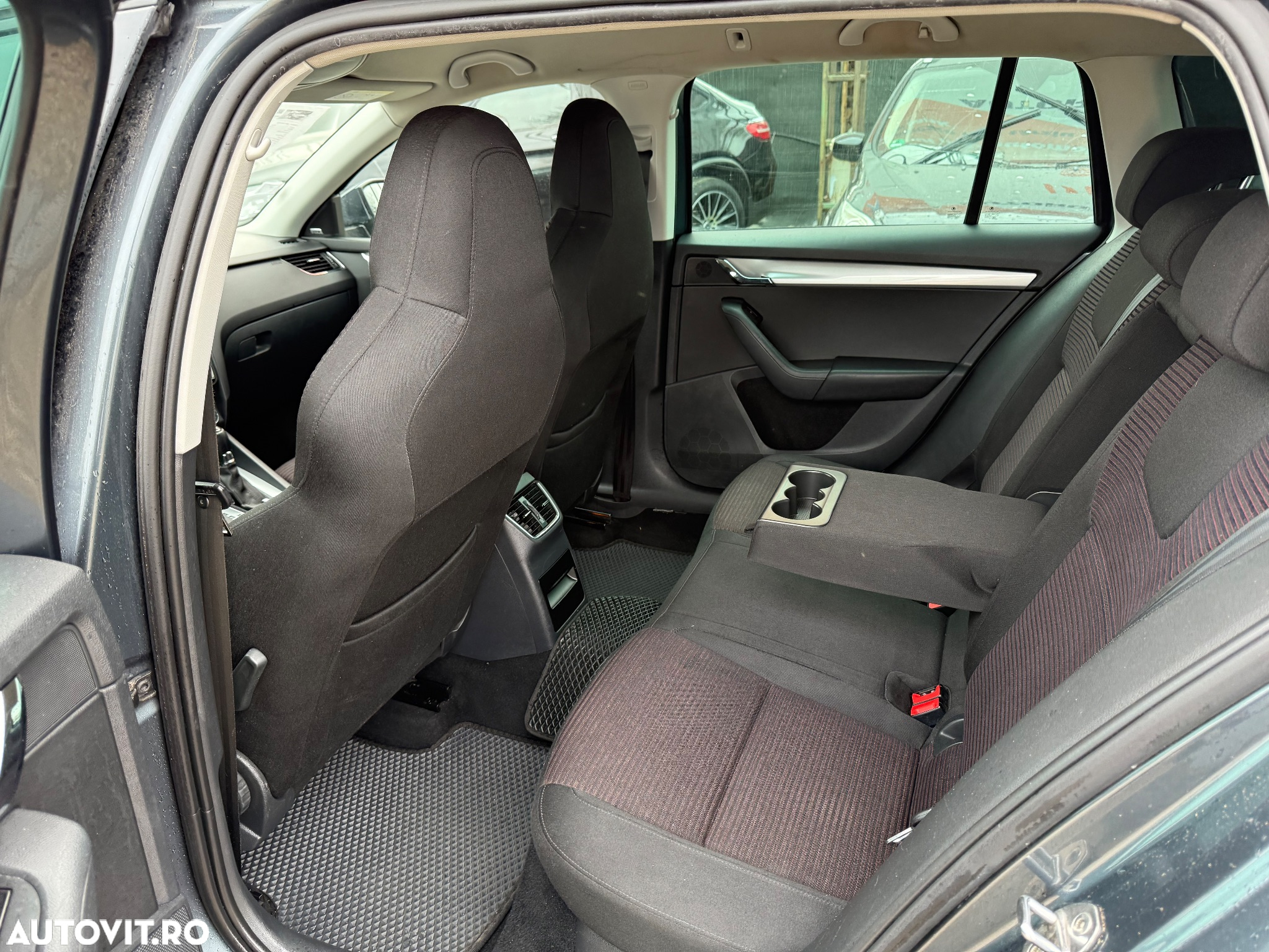 Skoda Octavia Combi Diesel 2.0 TDI DSG Style - 15