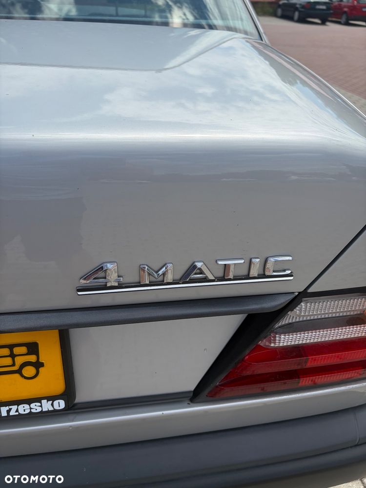 Mercedes-Benz W124 (1984-1993) - 18