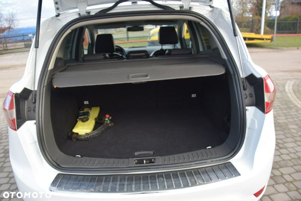 Ford Kuga 2.0 TDCi Individual - 23