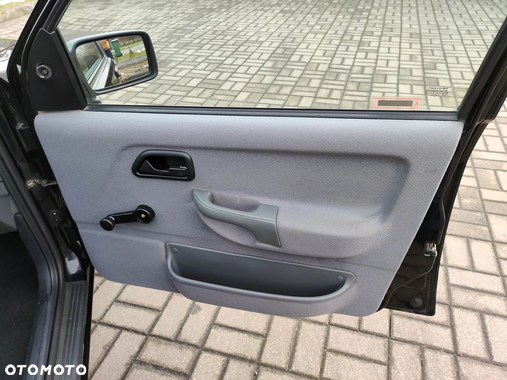 Ford Sierra 1.6 CL - 10