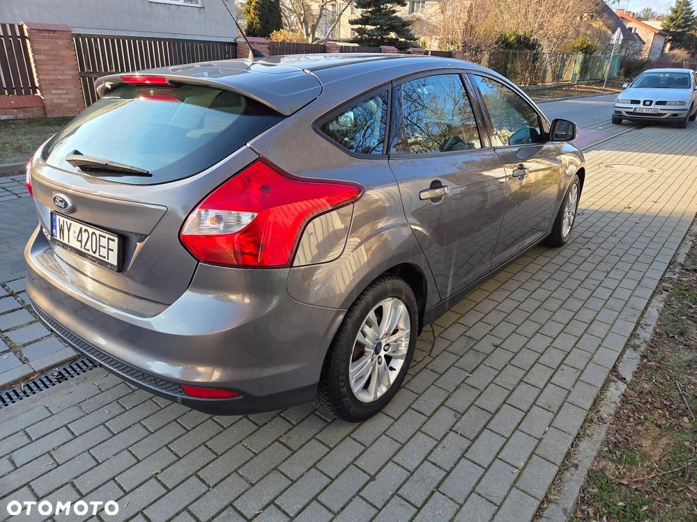 Ford Focus 1.6 TDCi DPF Titanium - 8