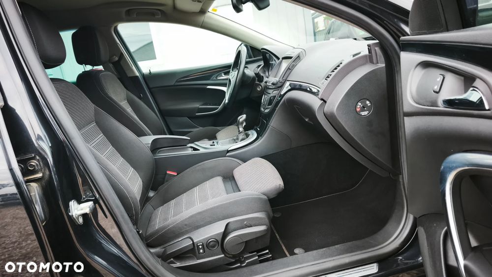 Opel Insignia - 22