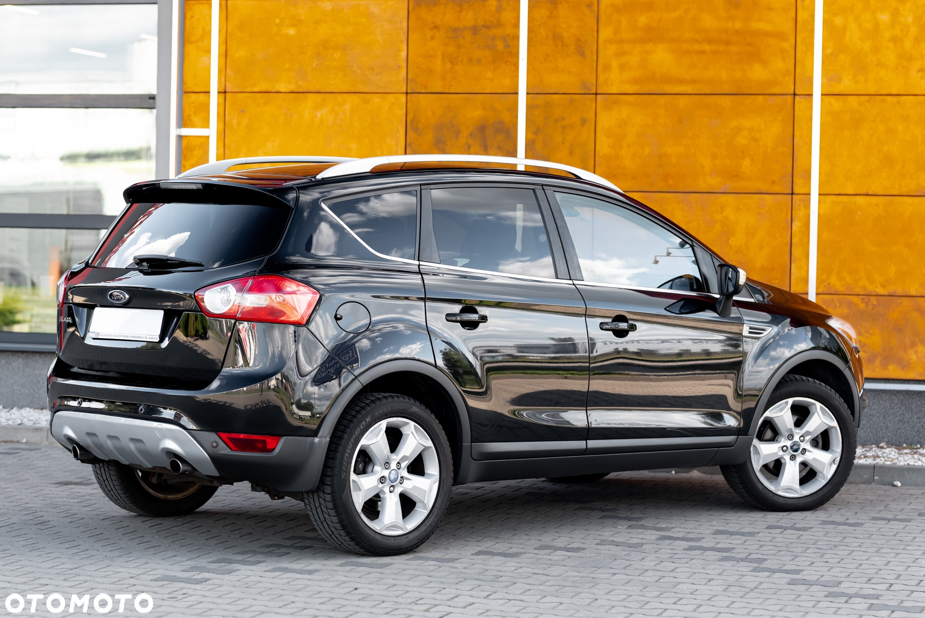 Ford Kuga 2.5 4x4 Titanium - 11