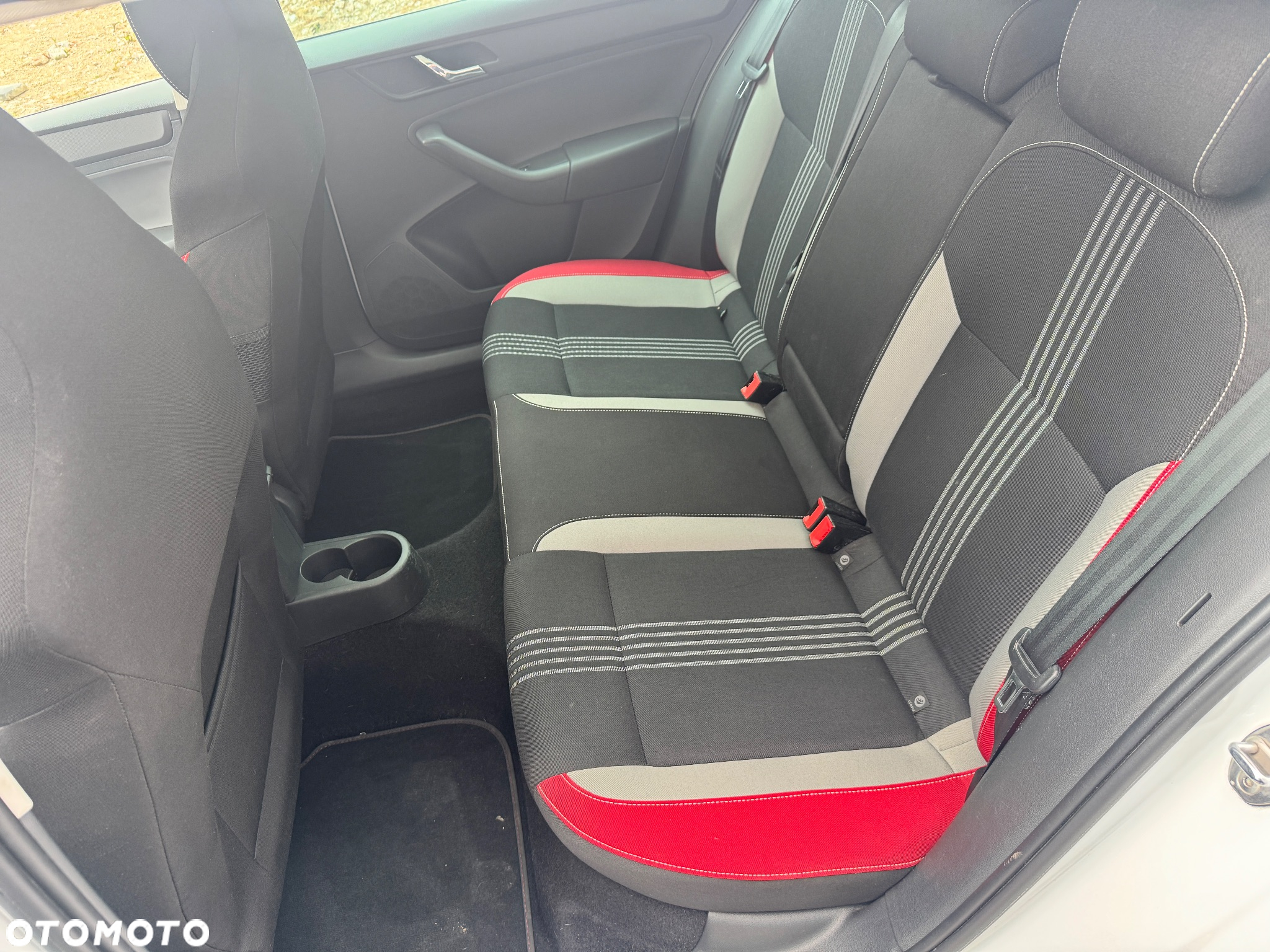 Skoda RAPID Spb 1.2 TSI Monte Carlo - 14