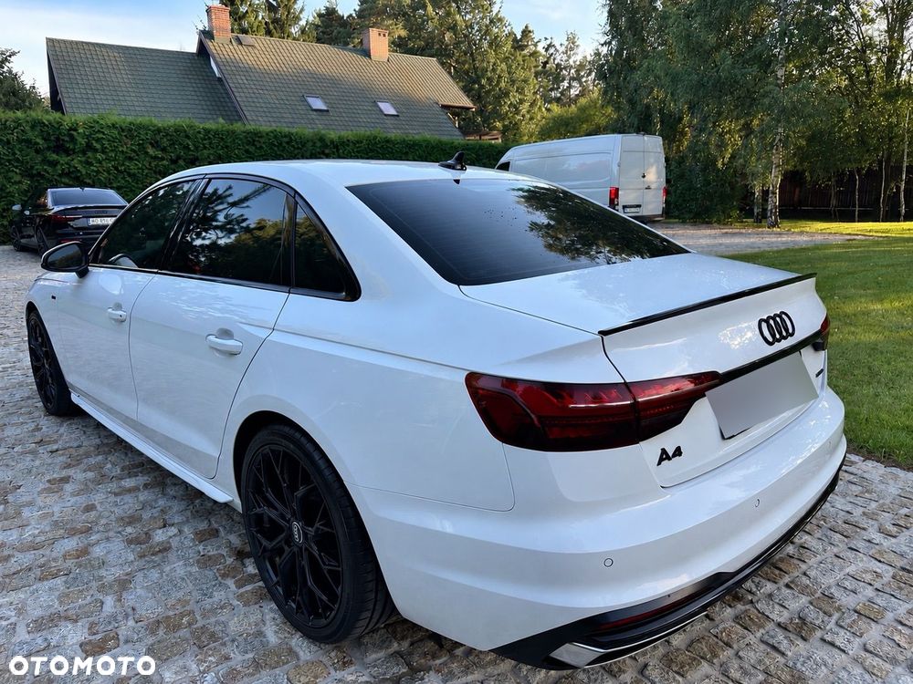 Audi A4 Limousine - 15