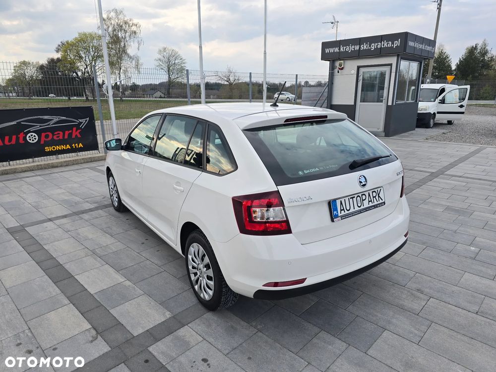 Skoda RAPID - 13