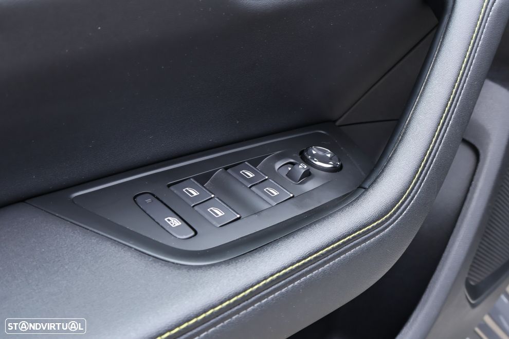 Peugeot 508 SW 1.6 Hybrid PSE e-EAT8 - 36