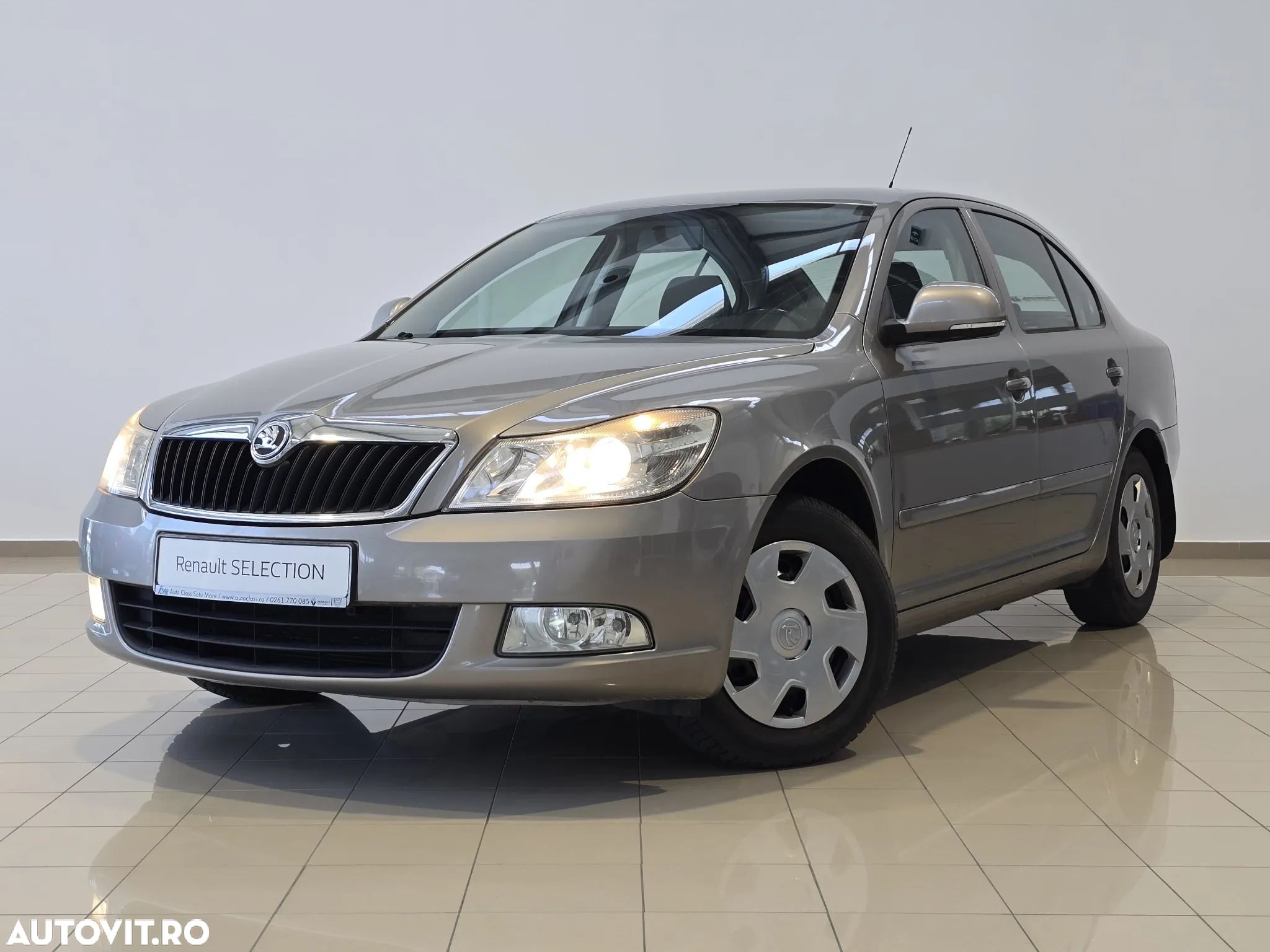 Skoda Octavia 1.4 TSI Bussiness - 1