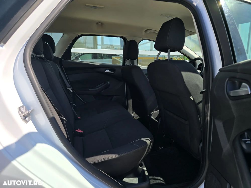 Ford Focus 1.0 EcoBoost Trend - 12