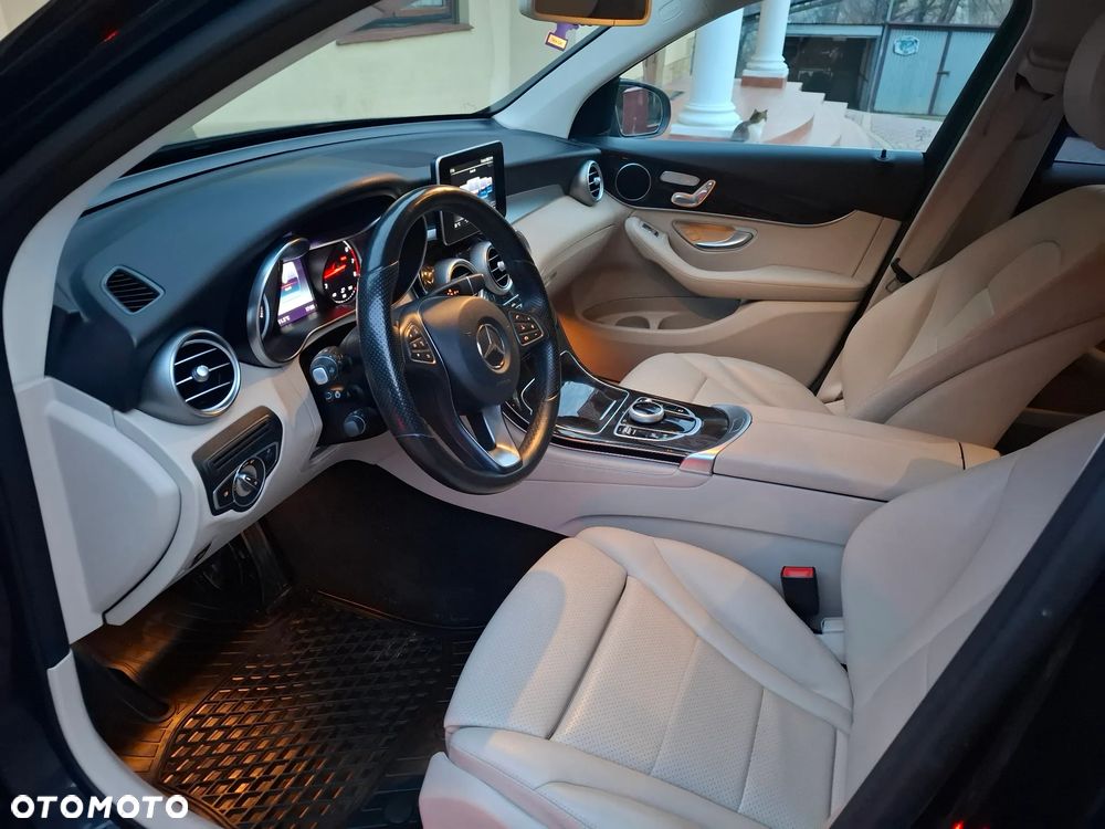 Mercedes-Benz GLC 250 4-Matic - 11