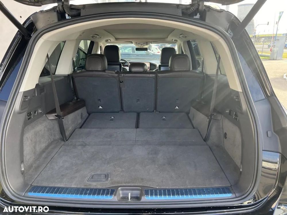Mercedes-Benz GLS - 20