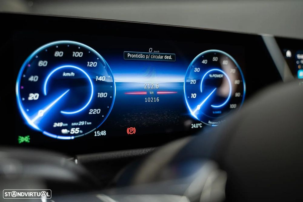 Mercedes-Benz EQA 250+ AMG Line - 24