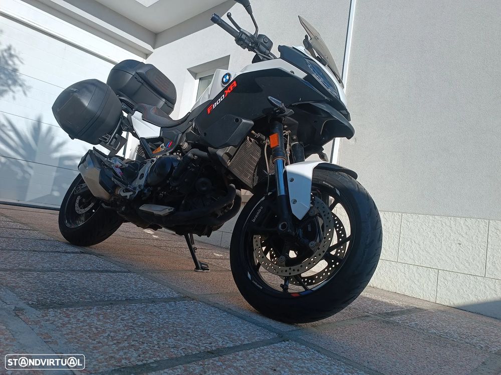 BMW F 900 XR M Performance - 8