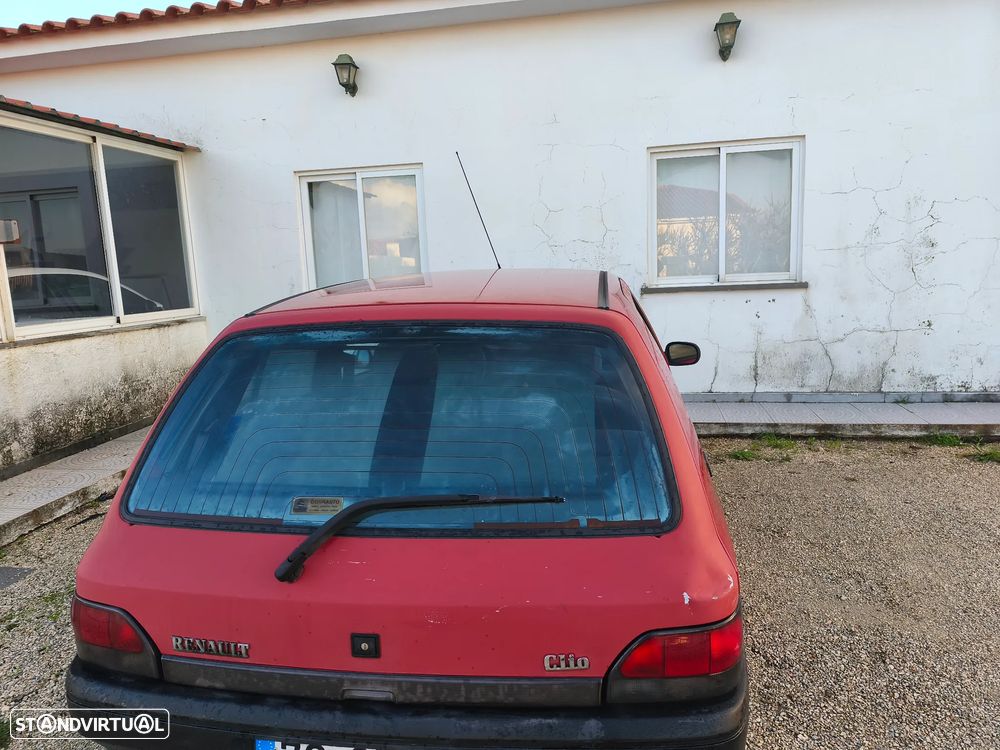 Renault Clio - 2