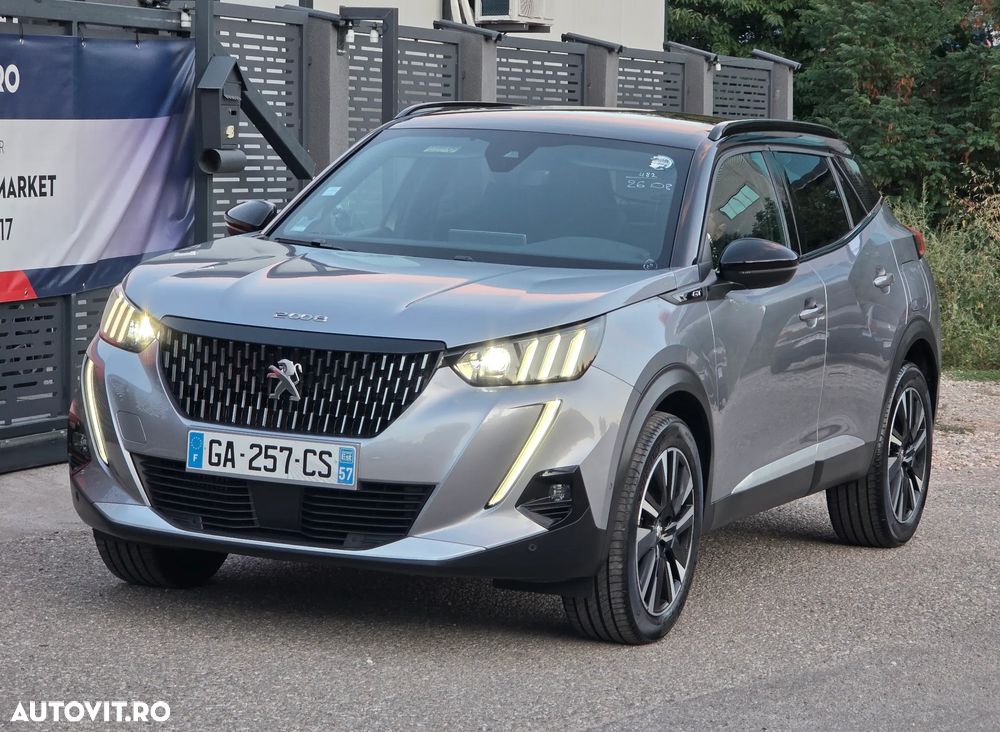 Peugeot 2008 PureTech 155 EAT8 GT - 10