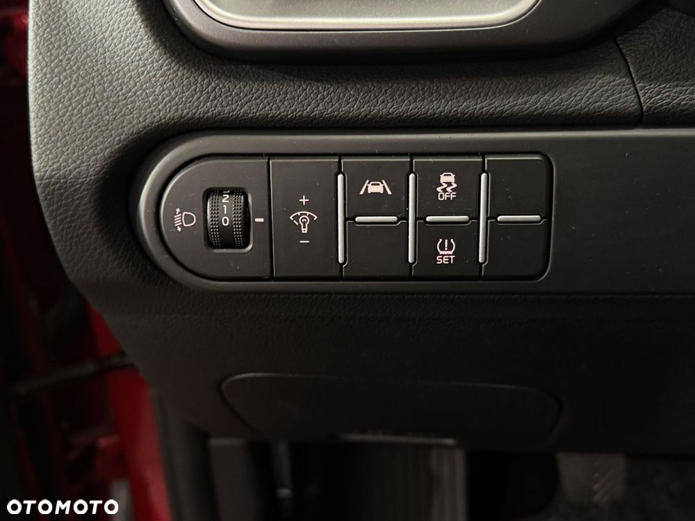 Kia XCeed - 24