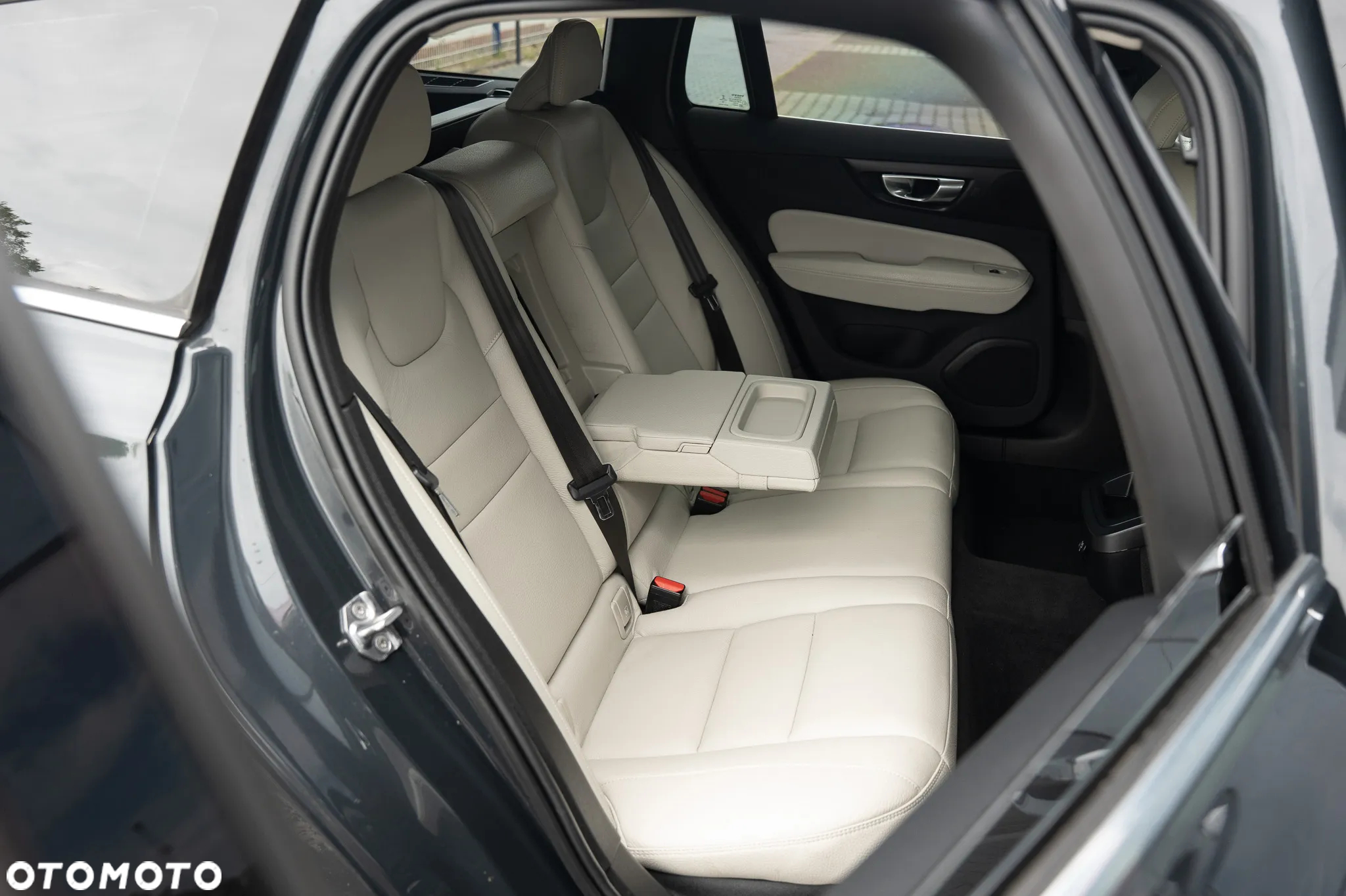 Volvo V60 T4 Geartronic Inscription - 34