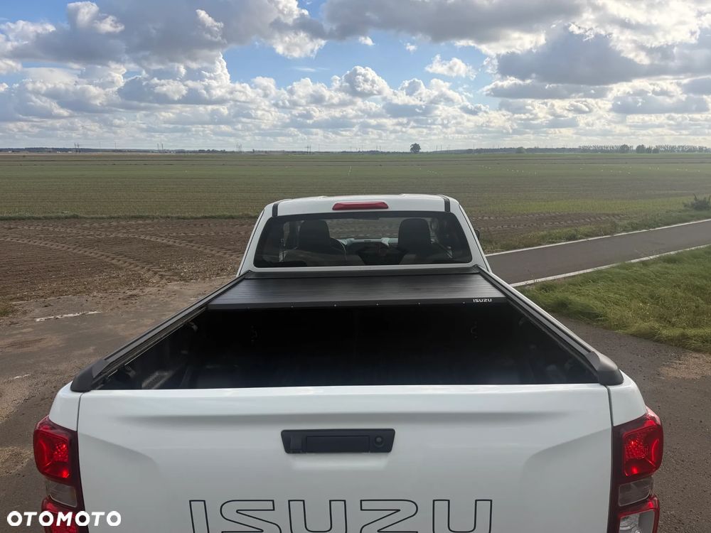 Isuzu D-Max - 8
