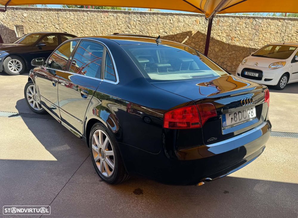 Audi A4 2.0 TDI S-line - 5