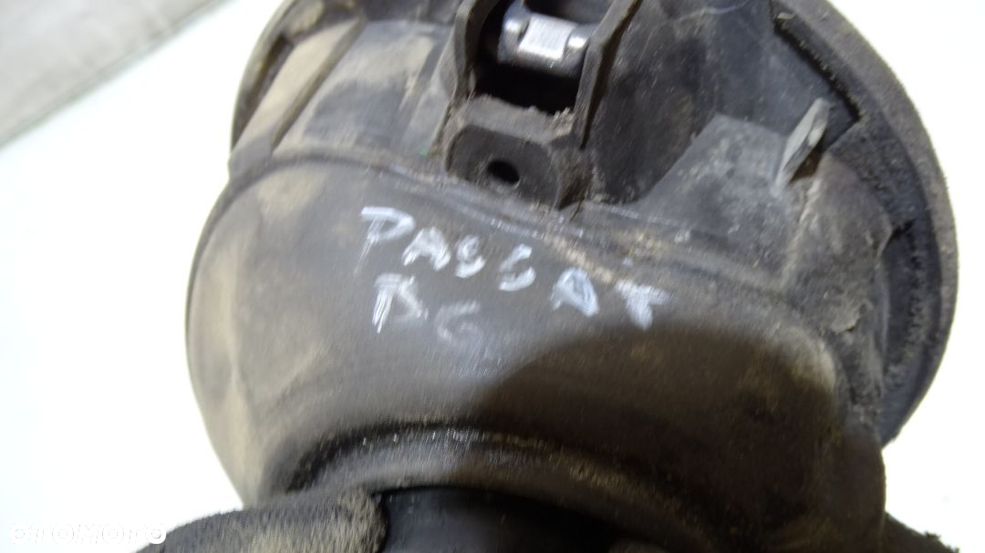 KLAPKA KOREK WLEWU PALIWA VOLKSWAGEN PASSAT B6 2.0TDI 3C9809857 - 7