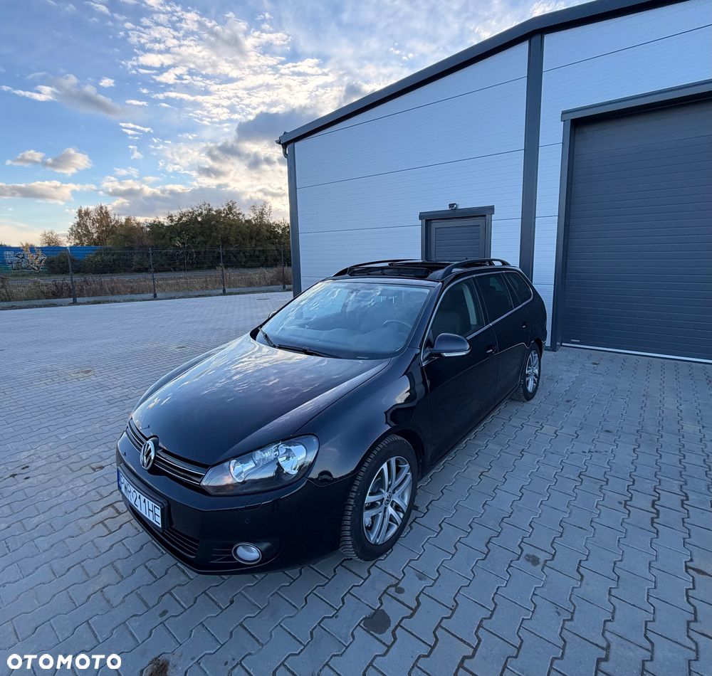 Volkswagen Golf - 1