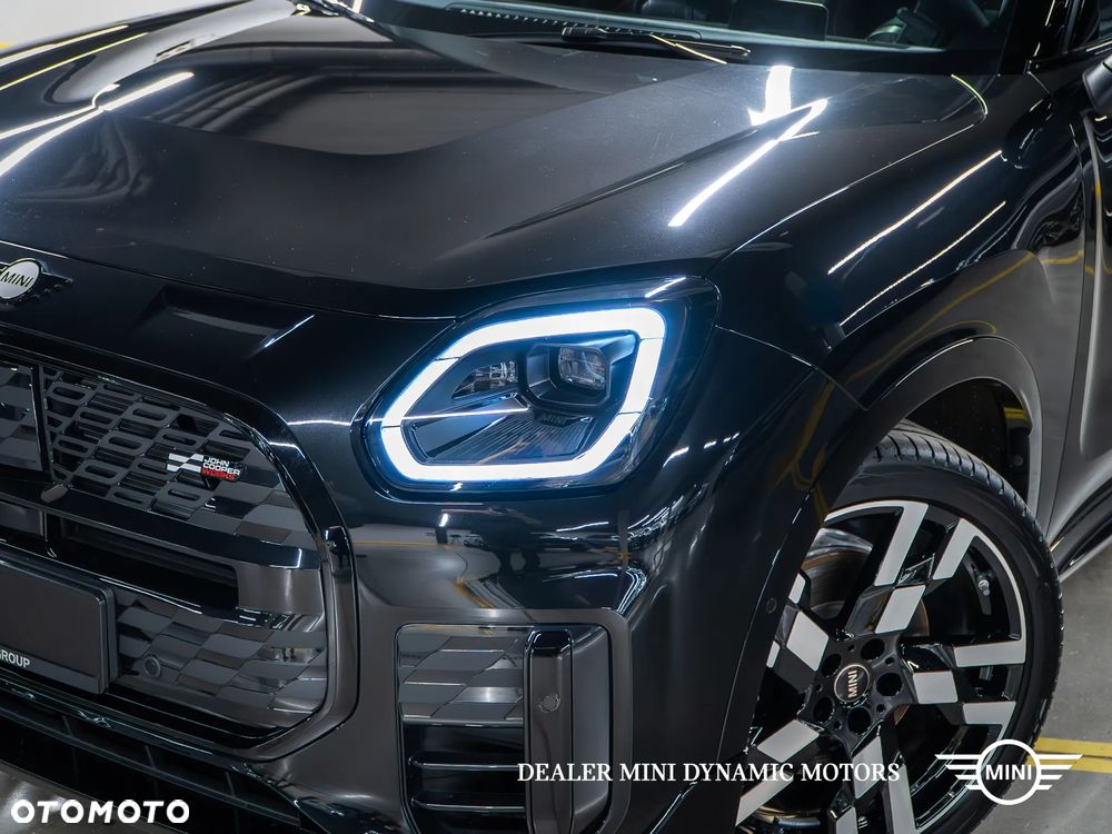 MINI Countryman S ALL4 John Cooper Works Trim - 8