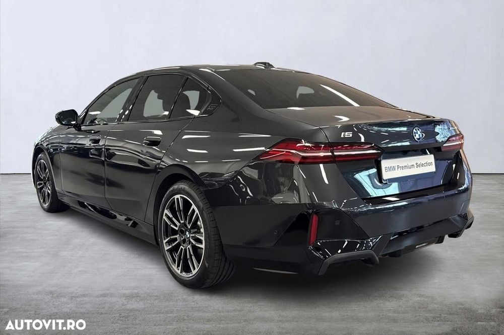 BMW i5 xDrive40 - 6