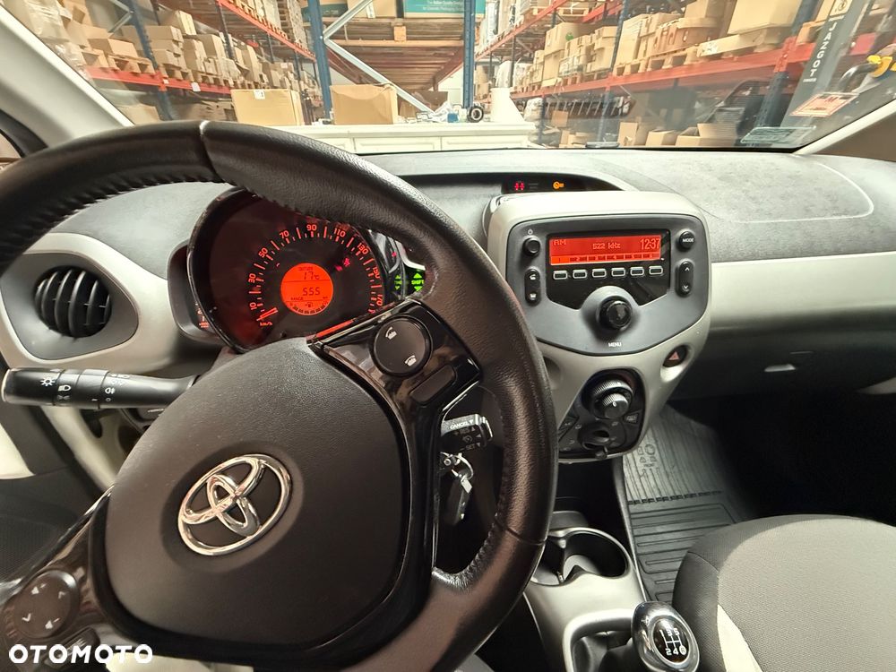 Toyota Aygo 1.0 VVT-i Sprint EU6 - 14