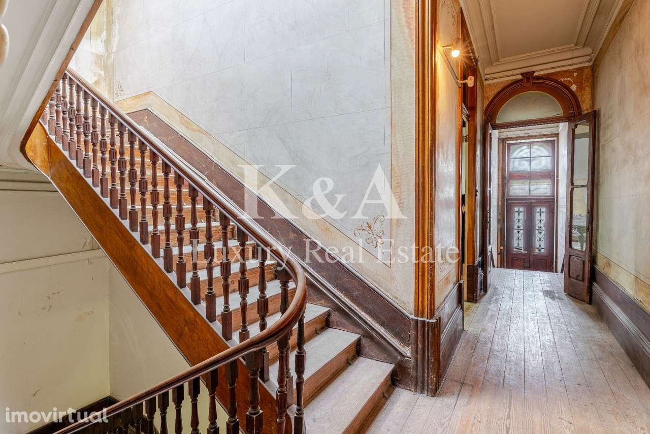 Moradia para recuperar na zona de Serralves. - Grande imagem: 3/13
