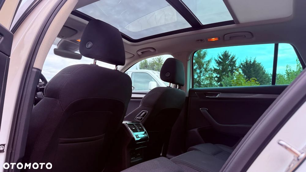 Skoda Superb 2.0 TDI Style DSG - 18