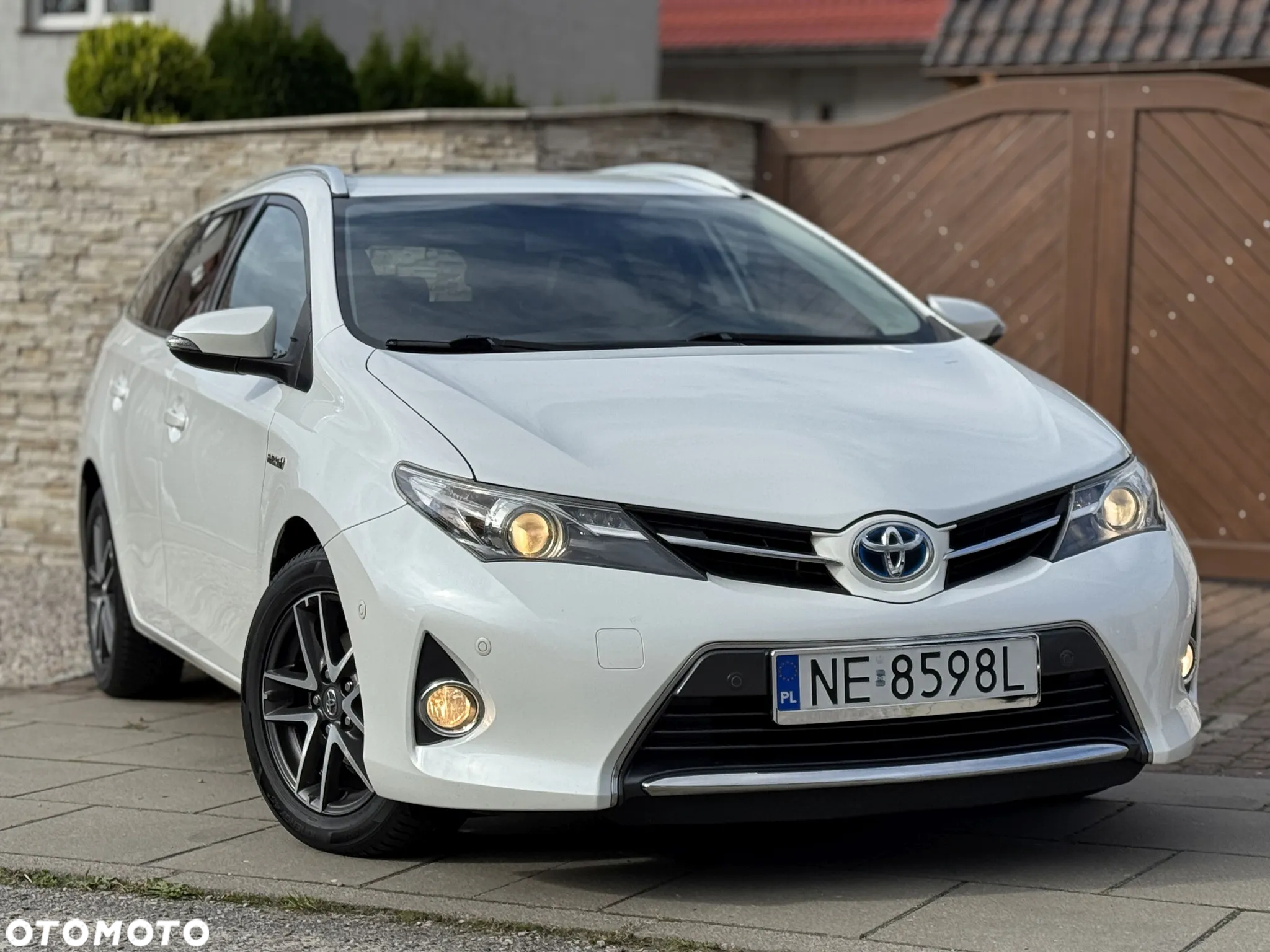 Toyota Auris - 4