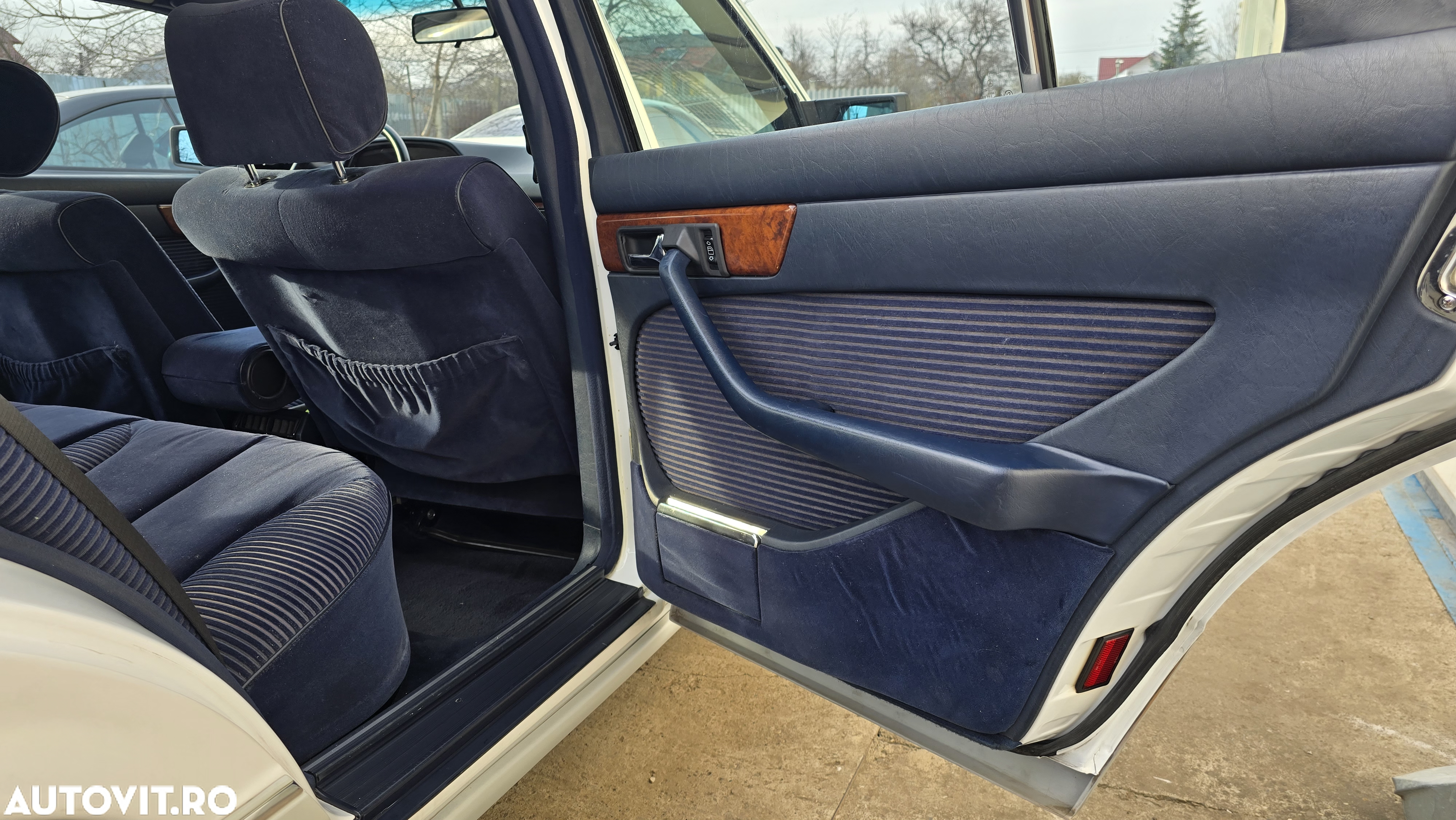 Mercedes-Benz W126 - 31