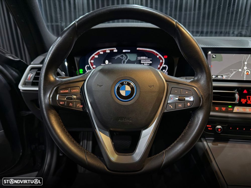 BMW 320 e Line Sport Auto - 19