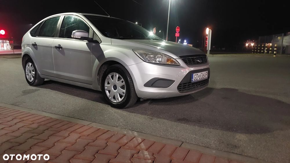 Ford Focus 1.6 Trend + - 12