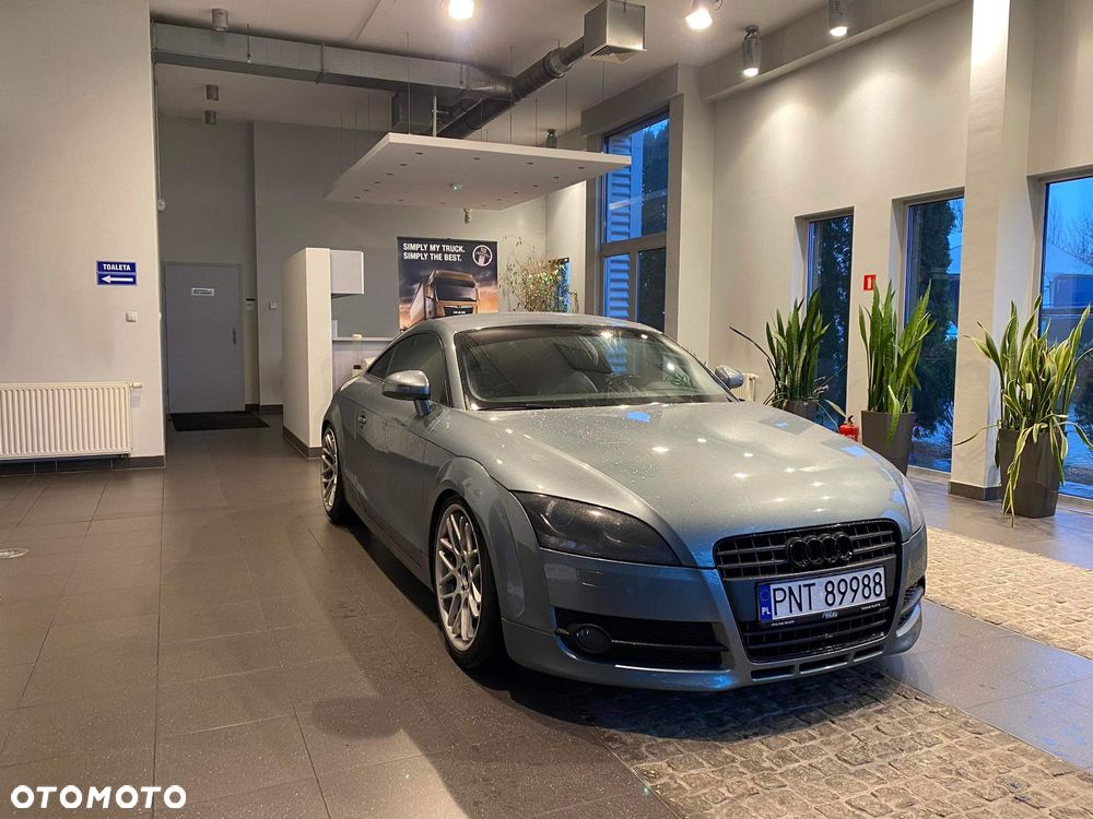 Audi TT Coupé - 14