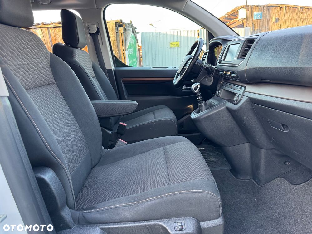 Toyota Proace Verso ver-2-0--l--d--4d-5--si-family-compact - 16