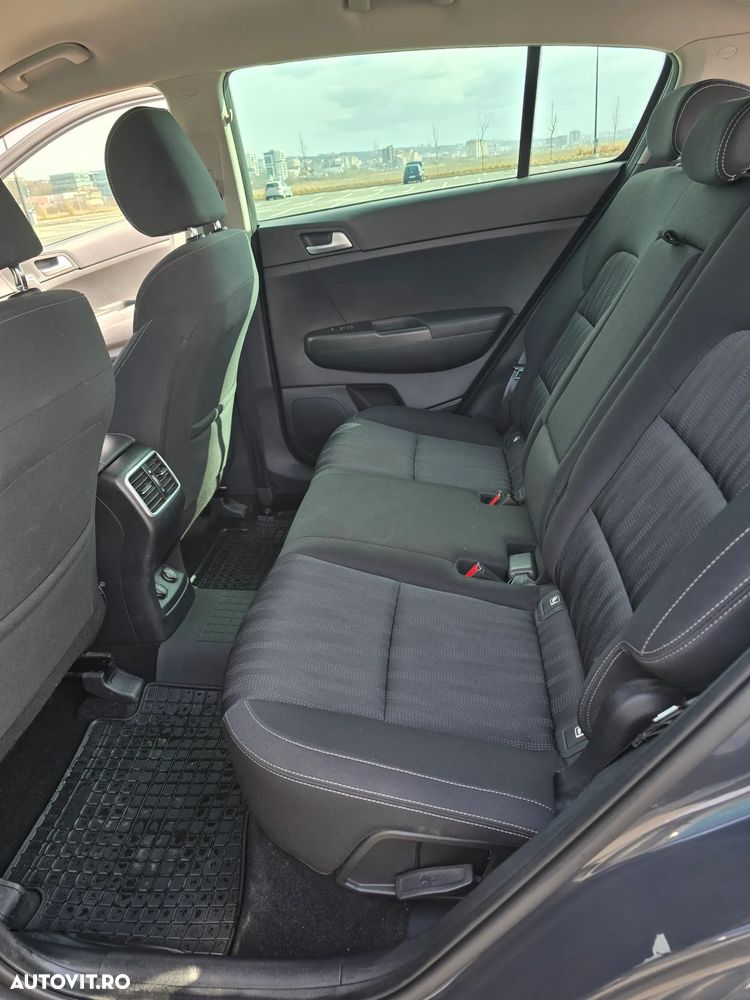 Kia Sportage 1.6 GDI 6MT 4x2 Style - 8