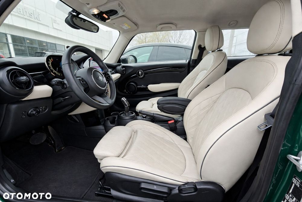 MINI Cooper Classic Trim - 7