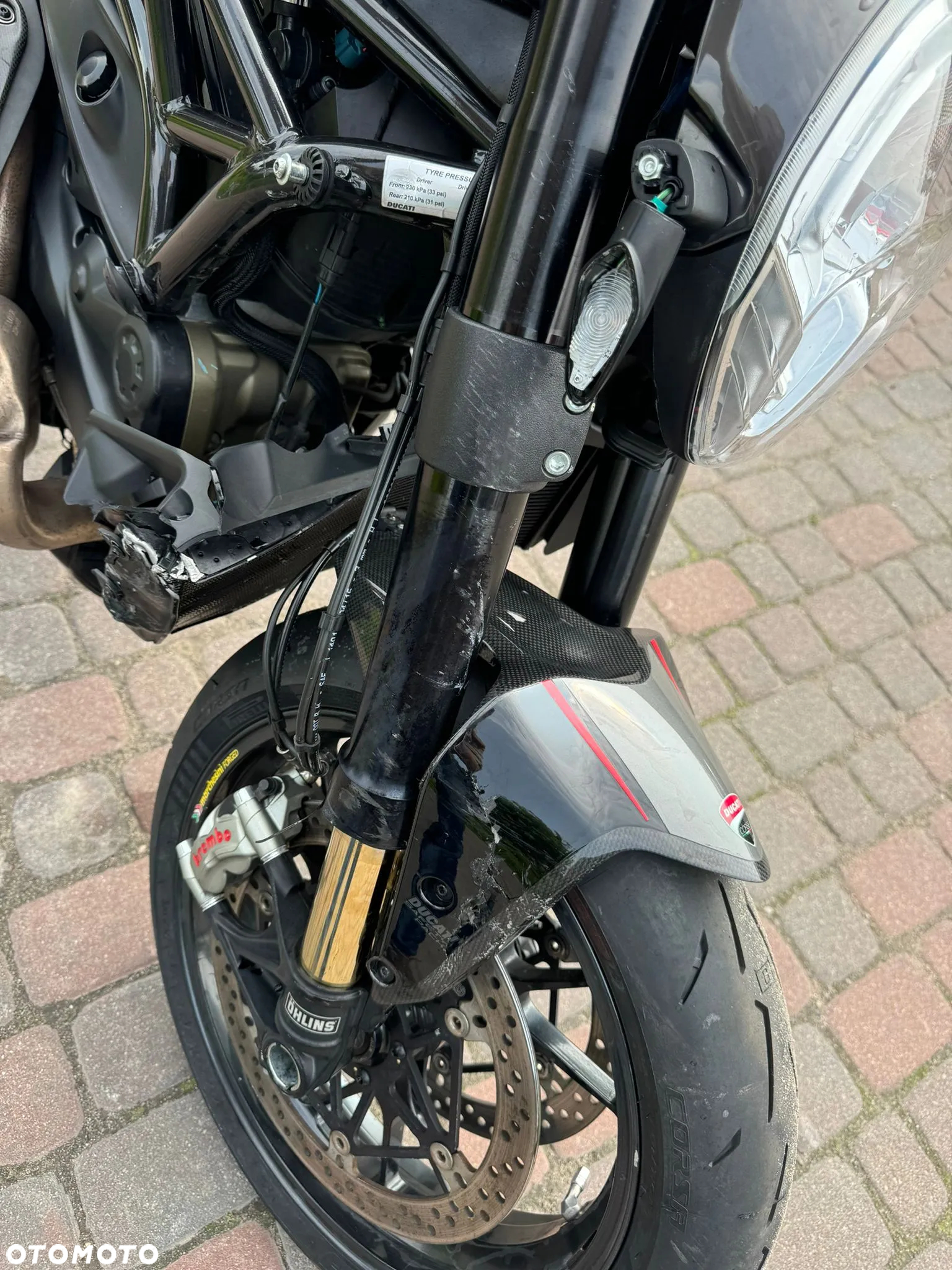 Ducati Monster - 16