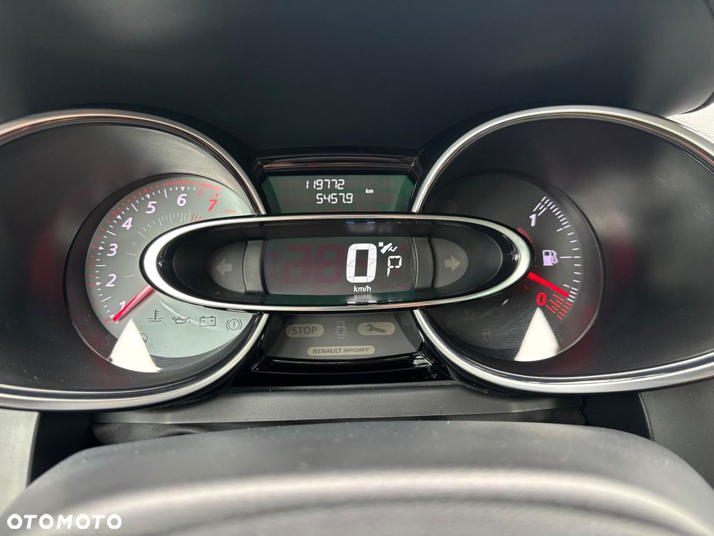 Renault Clio 1.6 R.S 220 EDC - 10