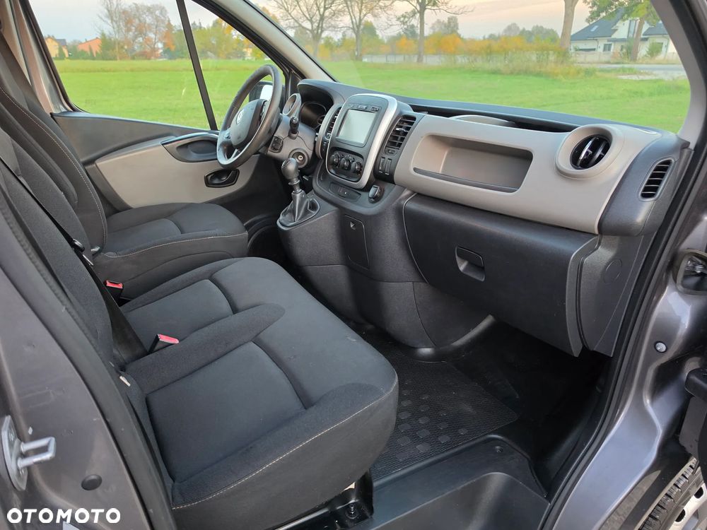 Renault Trafic - 14