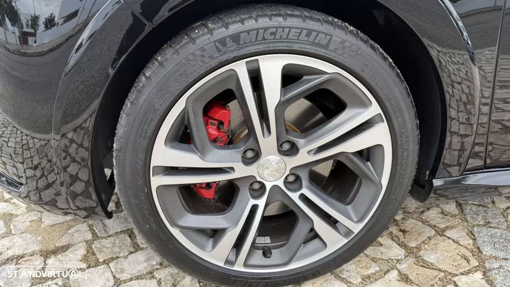 Peugeot 208 1.6 e-THP GTi - 10