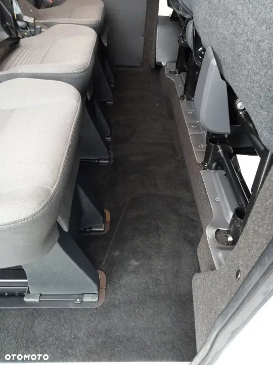 Volkswagen CRAFTER ZABUDOWA BRYGADOWA 6 7 9 OSÓB - 24